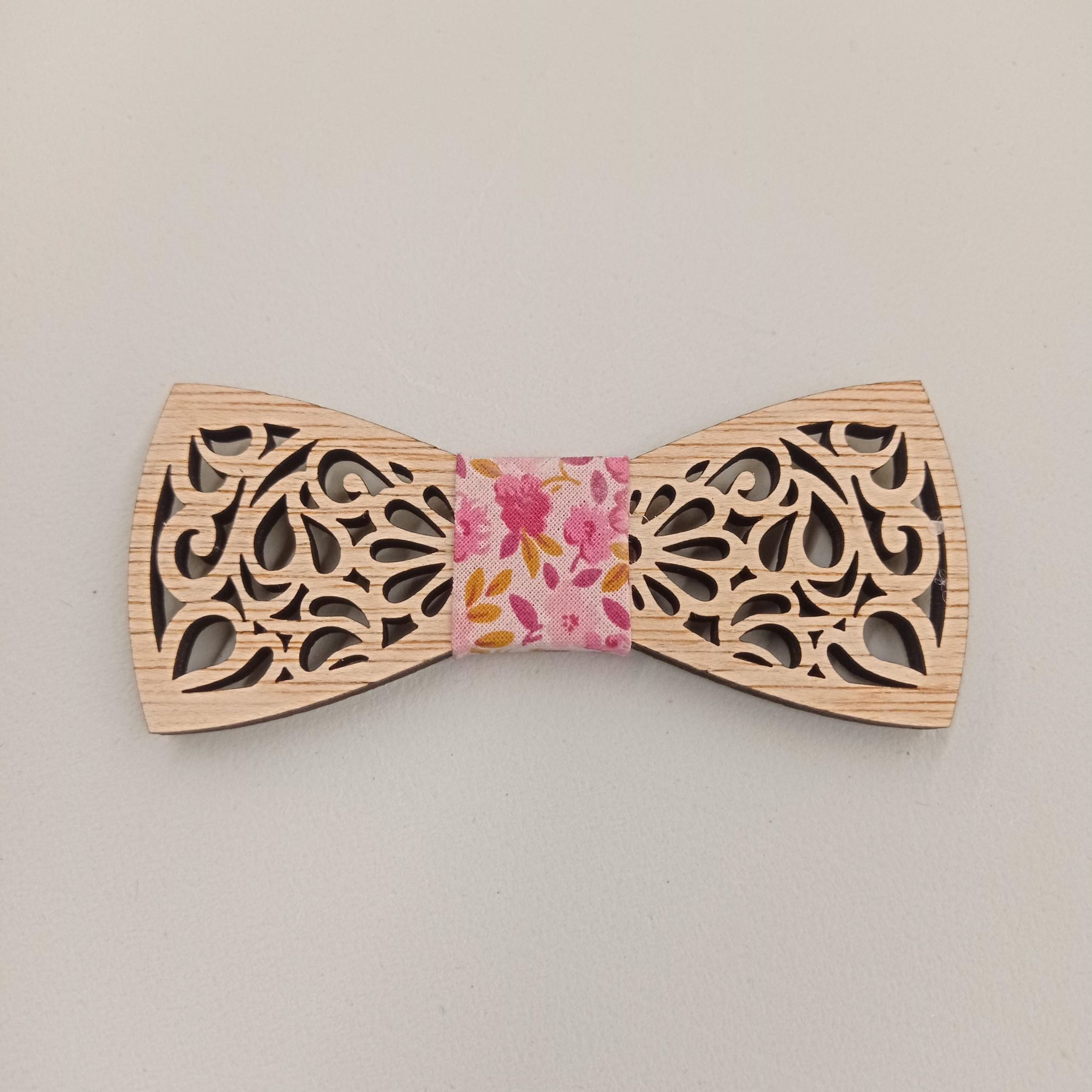 Nœud papillon en bois fleuri Rose